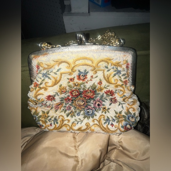 Antique Tapestry Micro Bead Purse - Picture 3 of 11